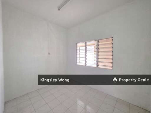 Panorama Lapangan Perdana Freehold Single Storey Terrace House Simple Renovated
