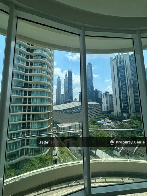 Low Density Oval KLCC Sky Villa Opposite Park near MRT