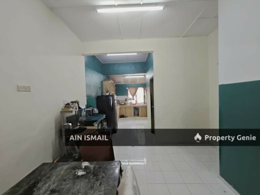 TERES SETINGKAT INDERA MAHKOTA 14, KUANTAN