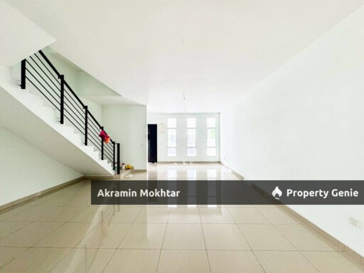 Freehold | 3 Storey Terrace Bangi Avenue