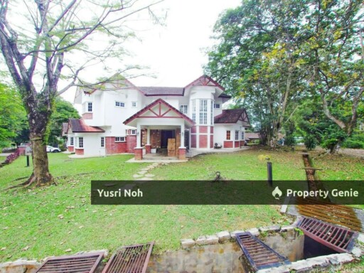 BUNGALOW DOUBLE STOREY COUNTRY HEIGHTS KAJANG