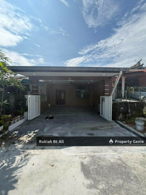 FACING OPEN, 1storey Terrace Taman Cempaka, Senawang