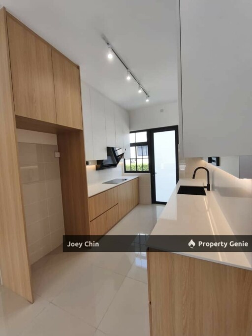 Eco Botanic 2@The Tate Brand New Double Storey House For Rent