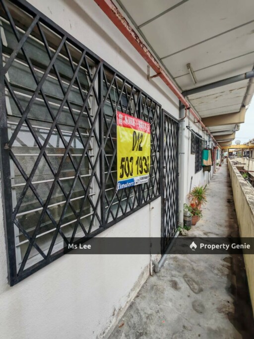 Flat Taman Sri Buloh @ Sungai Buloh, Seksyen U19, Shah Alam-Tingkat 3 Top floor-Ready 15/10 or 30/10