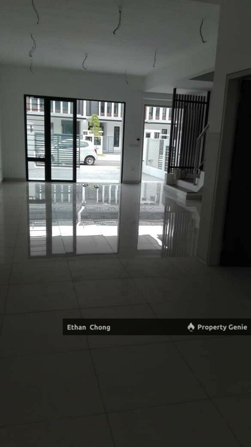 Elmina Valley 2 Terrace House(Facing South) For Sale!!
