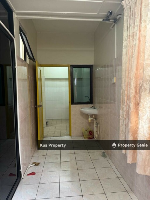 For Sale 3rd Floor Shophouse / Apartment @ MJC, Batu Kawa