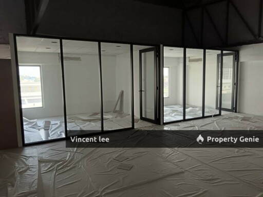 Taman Meranti Jaya, 4 Storey Warehouse Factory , 3 Ton Floor Loading, 40 Foot Container Access, with Cargo Lift, 100 Amp Power Supply, 23 Feet Height at Ground Floor, Prime Location, Easy Access to Hi