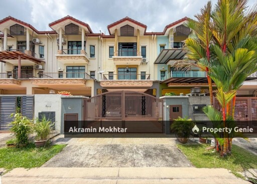 Renovated & Partially Furnished | Triple Storey Taman Sentosa Villa Kajang