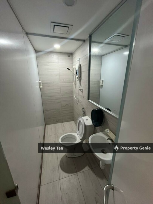 Jonker Tan Cheng Lock 2.5 Storey Shops Land Size 18x300 With 10 Rooms