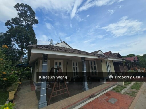 Lawin Kuala Kangsar Freehold Agricultural Land Existing Chalet