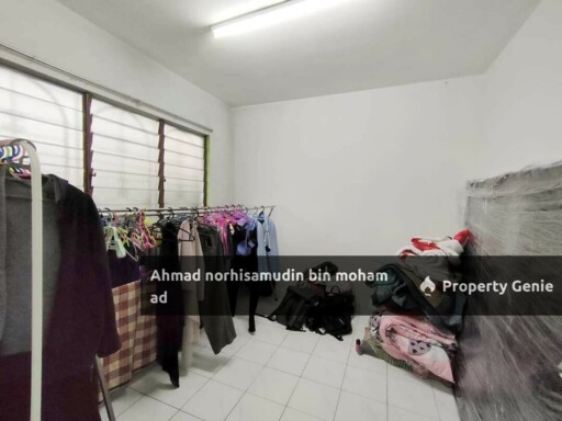 Siap Reno💥 Flat PKNS Seksyen 8 Shah Alam, Nak Jual RM180k(nego)