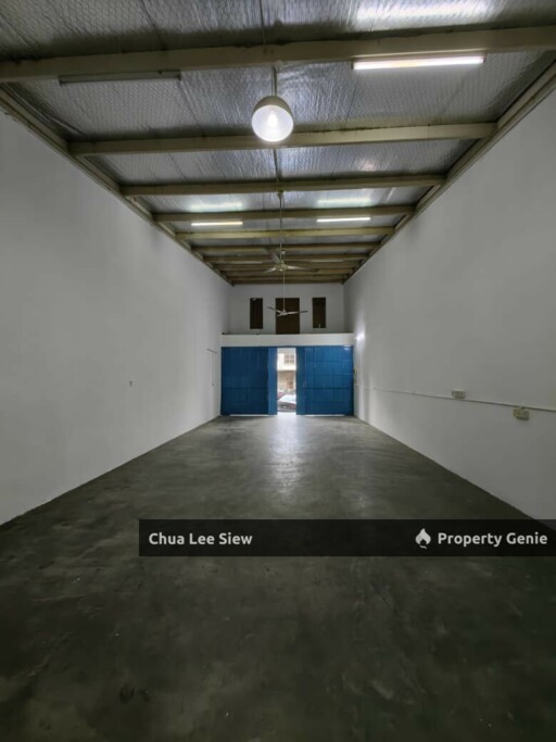 Taman Desa Tebrau 📍Jln Harmonium 12 Shoplot For RENT