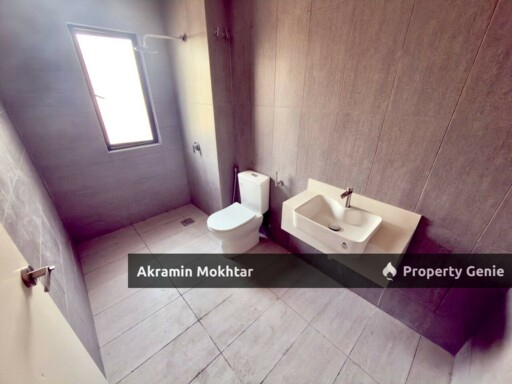 CORNER LOT 3 Storey Terrace Nassim Heights, Taman Ukay Bistari, Ampang Selangor
