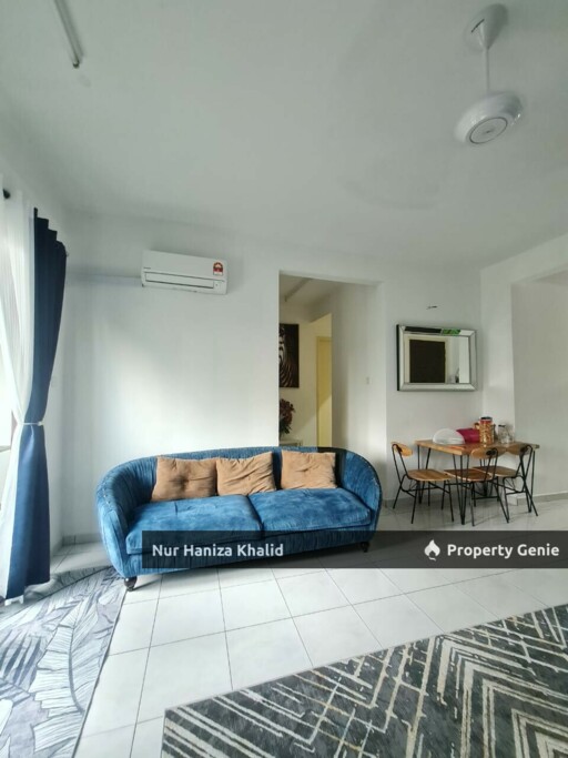 Town House, Lake Valley Avenue 2, Bandar Tun Hussein On Cheras Selangor