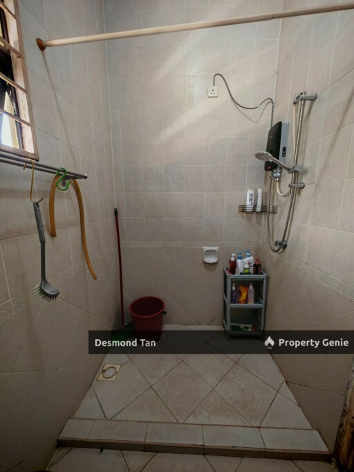 Park Avenue, Seremban 2, Garden Avenue, Semi Renovated, (Facing No House)