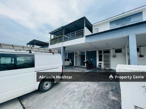 TOWNHOUSE SIMFONI PERDANA LBS ALAM PERDANA BANDAR PUNCAK ALAM