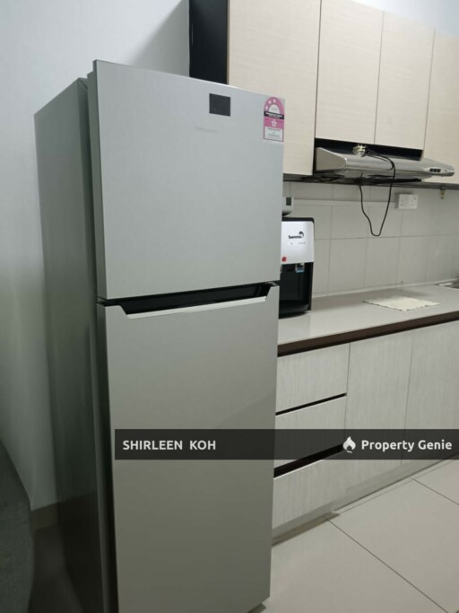 Female Room for Rent at Suriamas Suites Condominium @ Larkin JB Town