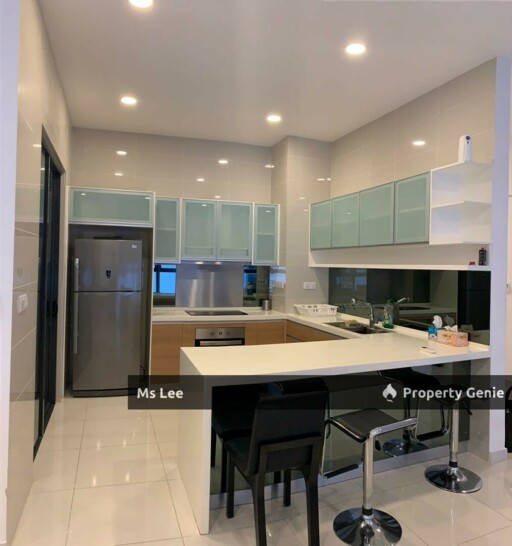 Mirage Residence @ KLCC-Near MRT, Level 9 Corner unit, Good for investment