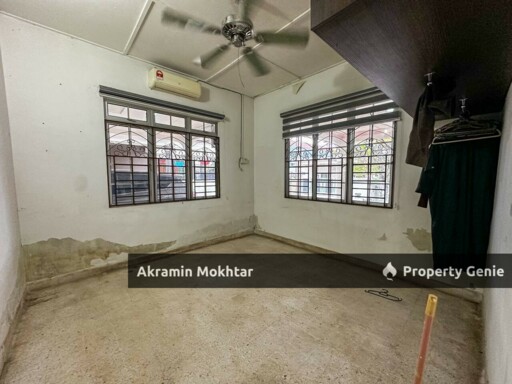 Freehold | 1 Storey Semi D Taman Sungai Jelok Kajang .