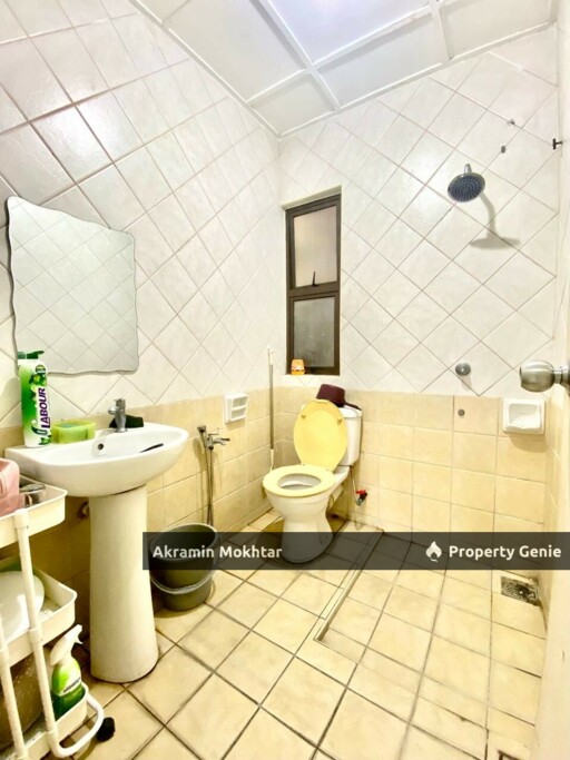 Corner Unit & 2 Parking | Armanee Condominium Damansara Damai, Petaling Jaya