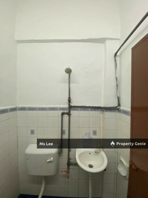 3rd Floor Shop Apartment RM 350 (Pasar Malam) -Taman Sentosa @ Klang- Ready 30/9