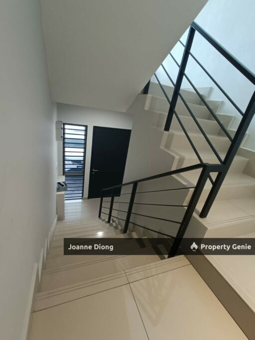 Cascadia Lake Vista Puchong