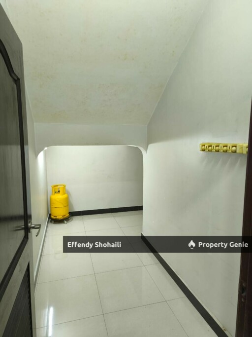 BANDAR SERI PUTRA PUTRA HILLS BUNGALOW