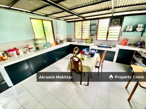 (FACING OPEN) Renovated Double Storey Terrace@Taman Lingkaran Nur, Batu 12, Cheras, Selangor