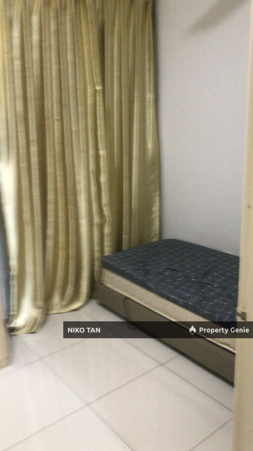 D Summit Condo With Fully Furnished Kempas Utama For Sale