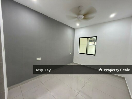 Taman Universiti Single Storey Terrace Corner Lot For Sales
