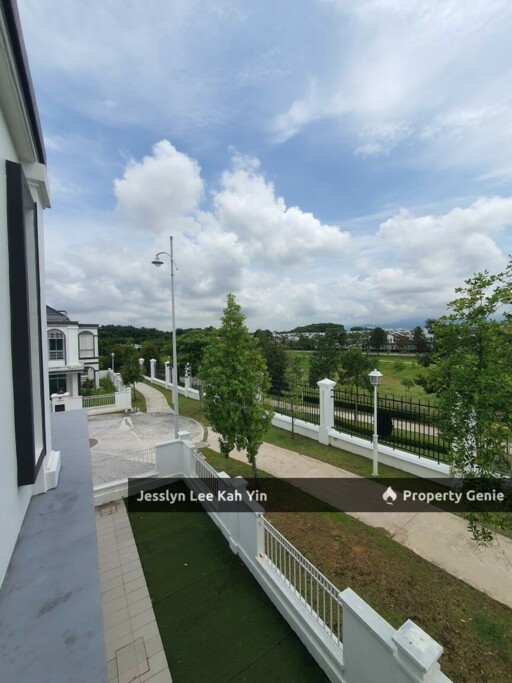 Merrydale @ Eco Majestic, Semenyih - Endlot