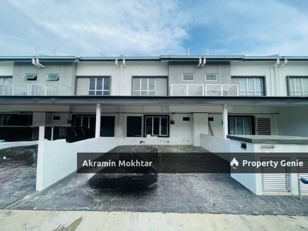 DOUBLE STOREY TERRACE INTERMEDIATE HOUSE KITA BAYU CYBERSOUTH DENGKIL
