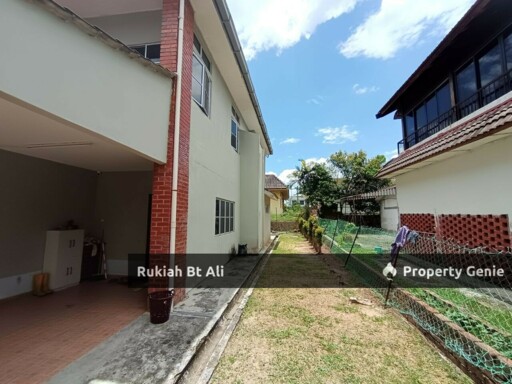 BUNGALOW MURAH TAMAN PAROI JAYA