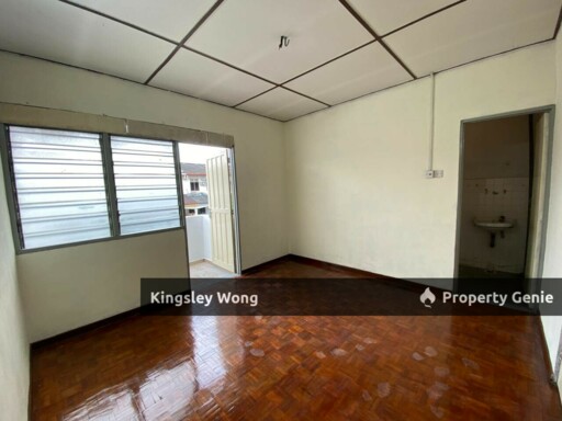 Bercham Taman Mewah Double Storey Terrace House Near Aeon Kinta Ipoh Garden East