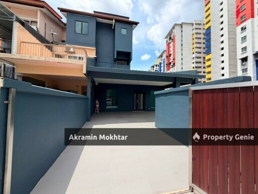CORNER DOUBLE STOREY TERRACE, VILLA MAS 2, KIPARK SRI UTARA, OFF JALAN IPOH, KUALA LUMPUR.