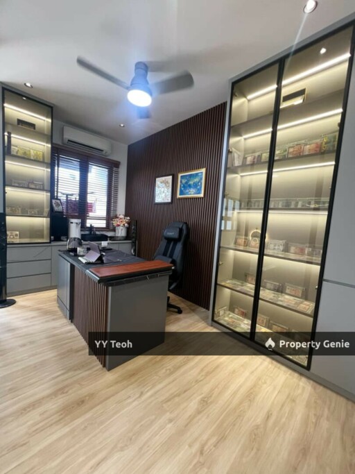 8 Residence 2.5 Storey Superlink