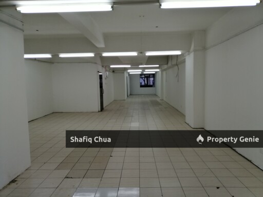 Good Location First Floor Office Lot in Bandar Baru Sentul For Rent