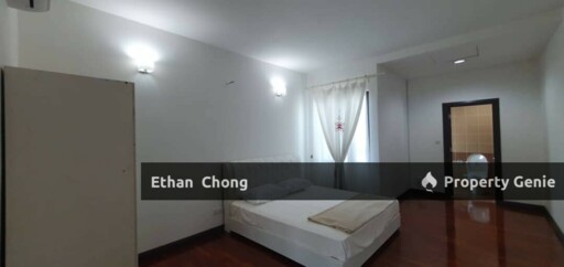 USJ 17 Restree 2 1/2 Storey Semi D House For Rent