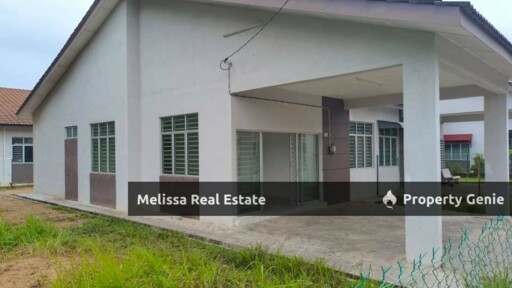 Jalan Gambang Semi-D Corner For Sale
