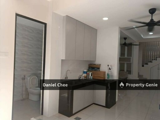 Meru Valley Golf Club Fully Furnished Town House 2.5 Storey For Rent