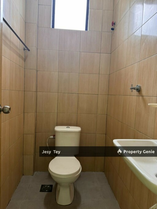 Desa Cemerlang (2 Storey Terrace House For Sale)