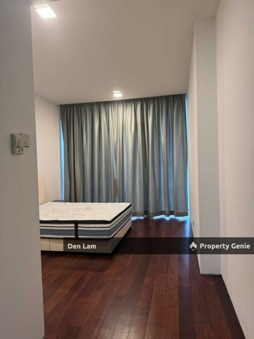 K fesidence KLCC Below Value Nice unit For sale !!
