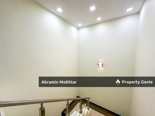 Freehold & Fully Renovated | 2 Storey Semi D House Jln Suasana Bandar Tun Hussein Onn