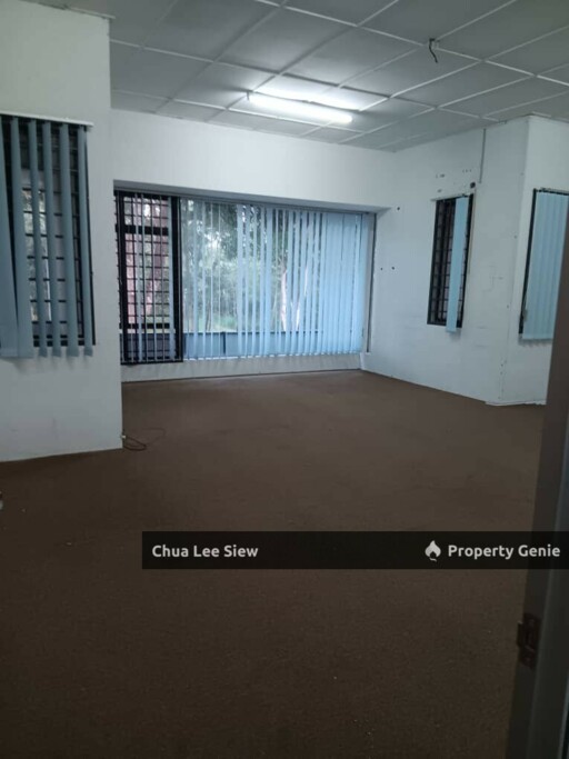 📍Jalan Cantik， Taman Pelangi Indah Shoplot (upper floor) for RENT | untuk SEWA | 出租