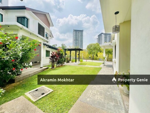 Freehold, Facing Open & Partially Furnished | 2 Storey SemiD Beethoven, Symphony Hills Cyberjay