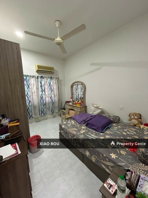 Ujong Pasir Singer Storey Terrace with attic floor For Sales