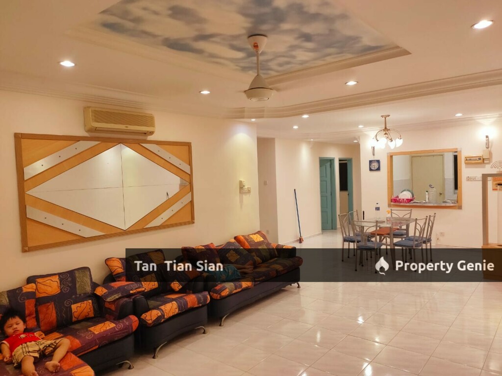 (S054) Apartment for Sale @ Tmn Pelangi Ayer Keroh Melaka Good location murah cheap low level