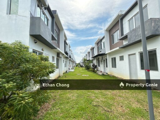 Unfurnished 2 Storey Terrace House for Sale at CasaView@Cybersouth, Dengkil