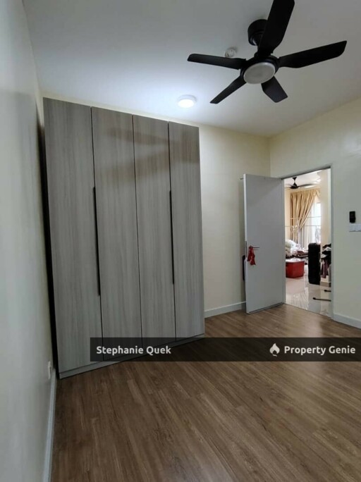 Berkeley Uptown Klang 1100sf 3B2B Condo For Rent