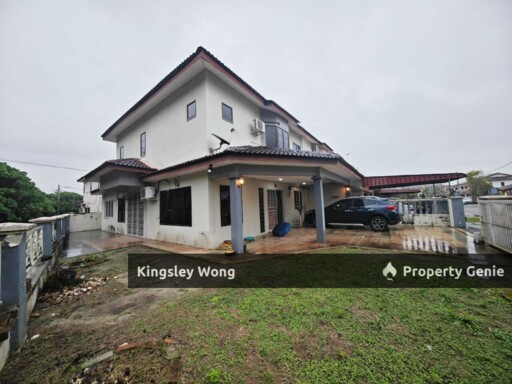Pengkalan Double Storey Corner House Simple Renovated Near Station 18 Lotus